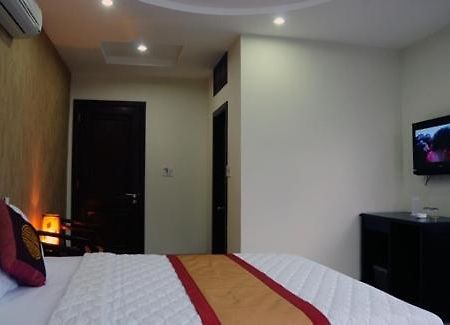 Canh Buom Hotel Da Nang Room photo